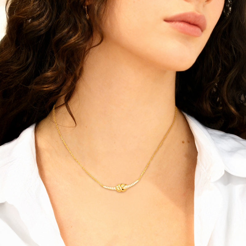 Collana Amen Nodo d'Amore in Ottone Dorato con Zirconi